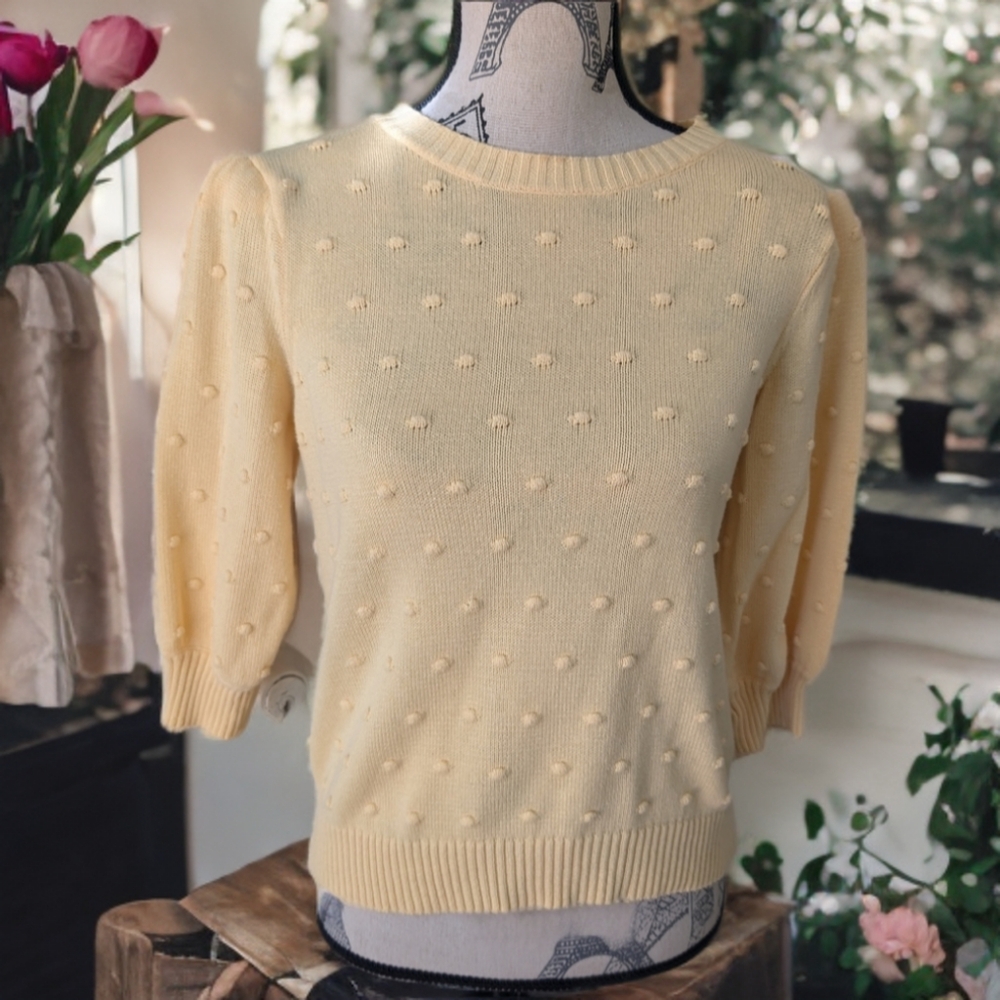 Yellow puff sleeve sweater